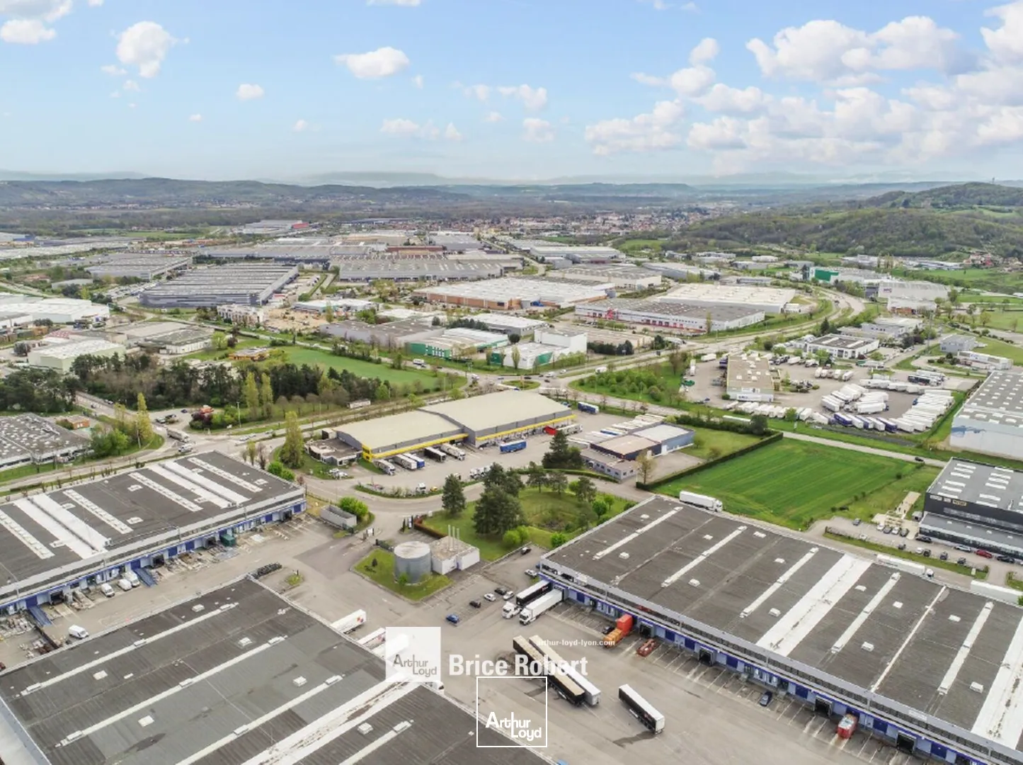 Locaux d'activité & Entrepôts - Location - SAINT QUENTIN FALLAVIER - 38070 - 1720-12158 - 7663632