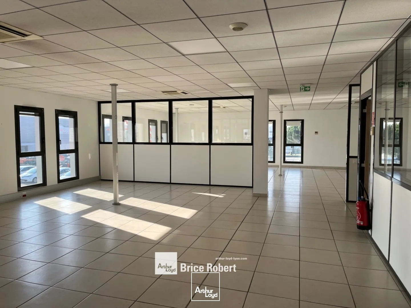 Locaux d'activité & Entrepôts - Location - SAINT PRIEST - 69800 - 3769-3769 - 7663646