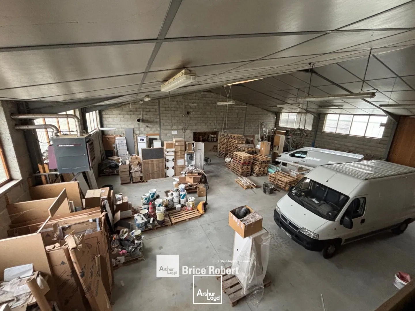 Locaux d'activité & Entrepôts - Location - LA BOISSE - 01120 - 550-550 - 7663663