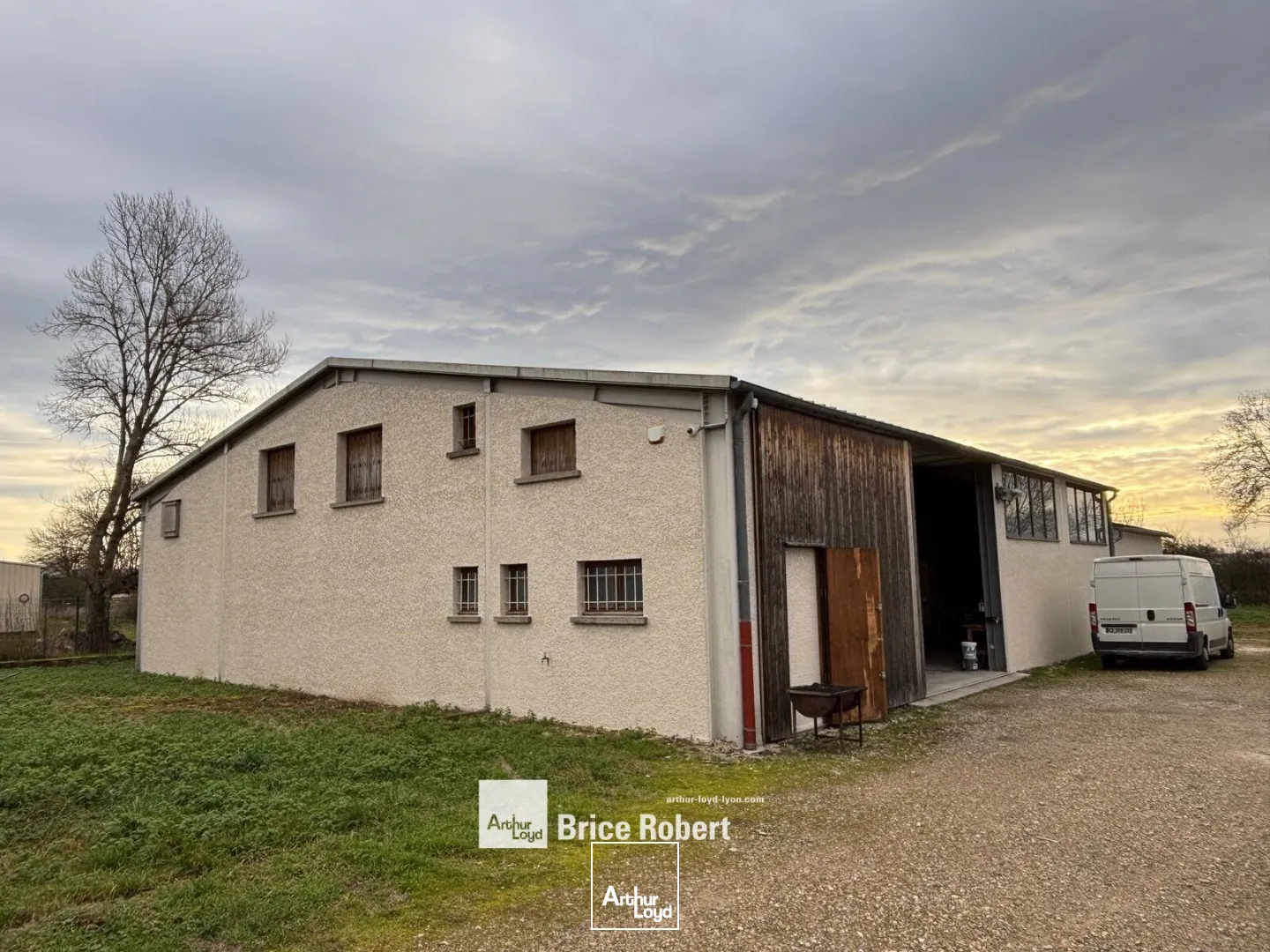 Locaux d'activité & Entrepôts - Location - LA BOISSE - 01120 - 550-550 - 7663660