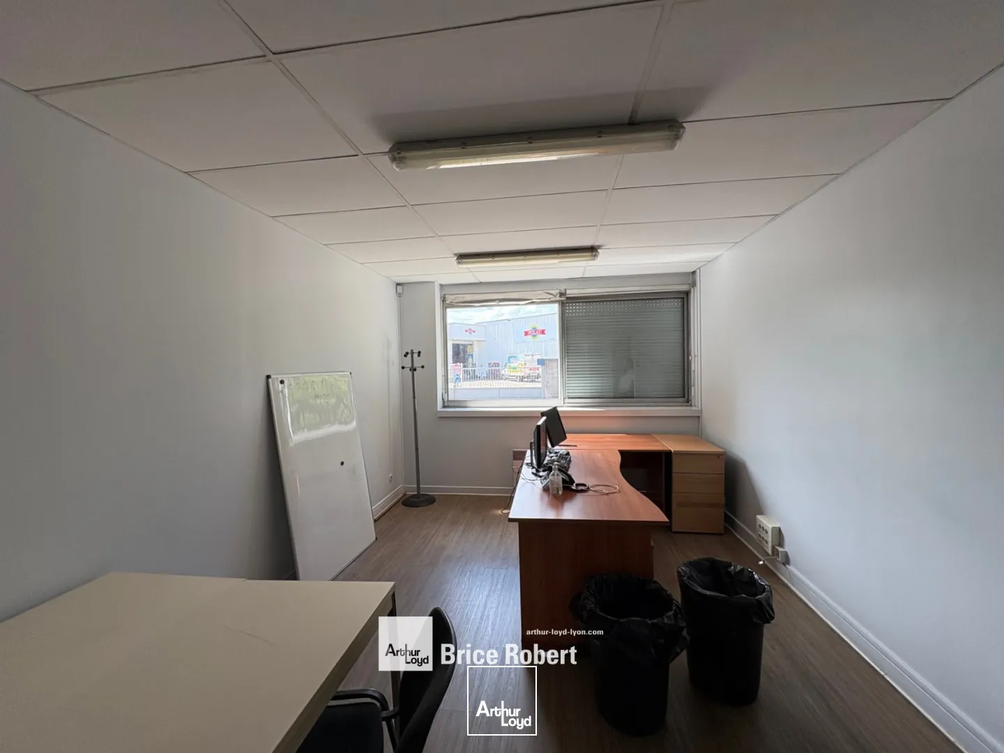 Locaux d'activité & Entrepôts - Location - VAULX EN VELIN - 69120 - 1180-1180 - 7663684