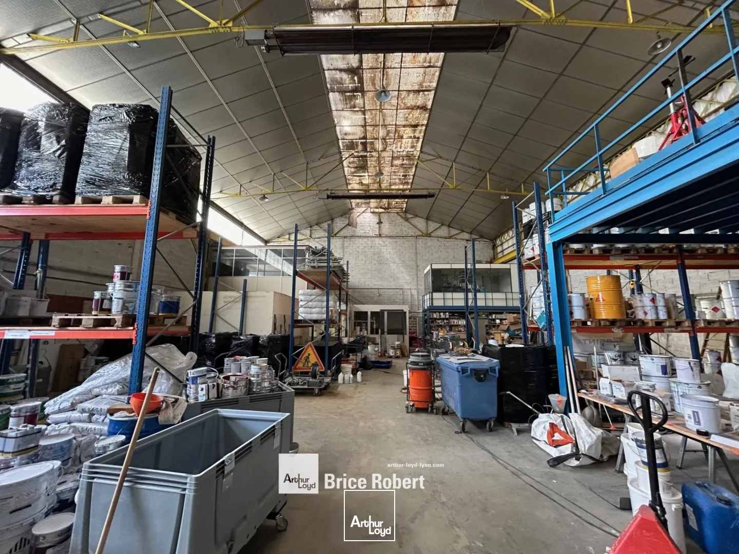 Locaux d'activité & Entrepôts - Location - VENISSIEUX - 69200 - 875-875 - 7663690