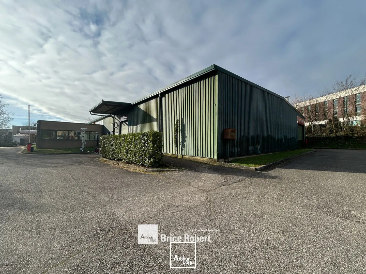 Locaux d'activité & Entrepôts - Location - CHAMPAGNE AU MONT D'OR - 69410 - 1735-1735 - 7663711