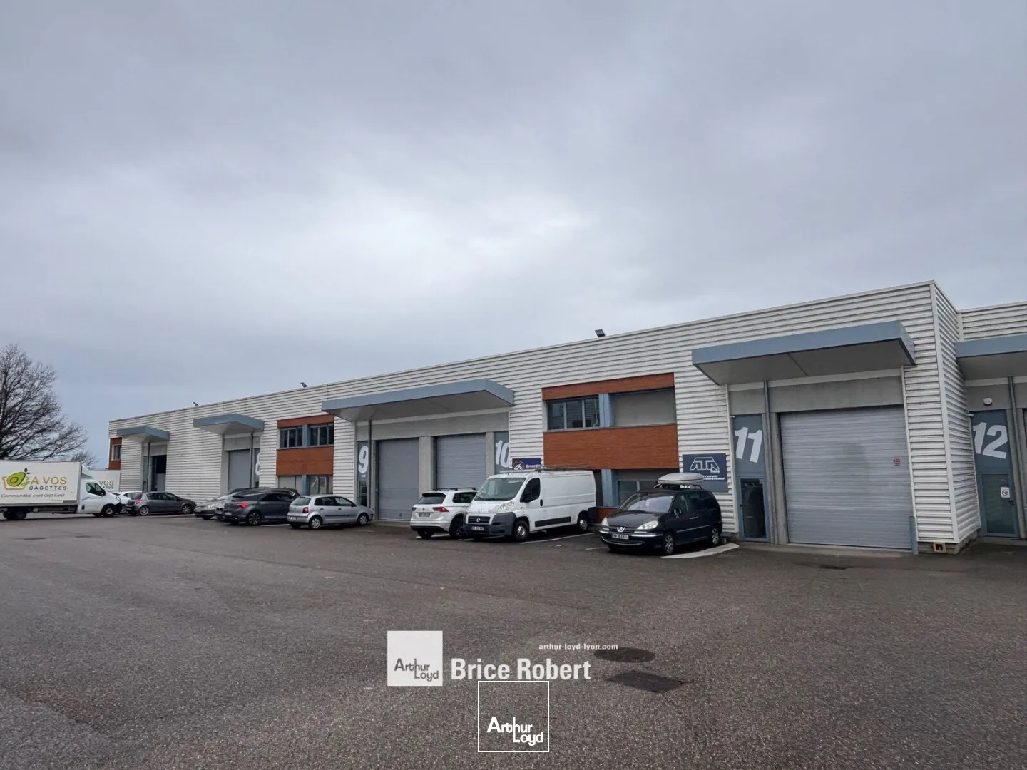 Locaux d'activité & Entrepôts - Location - SAINT PRIEST - 69800 - 670.3-670.3 - 7663713