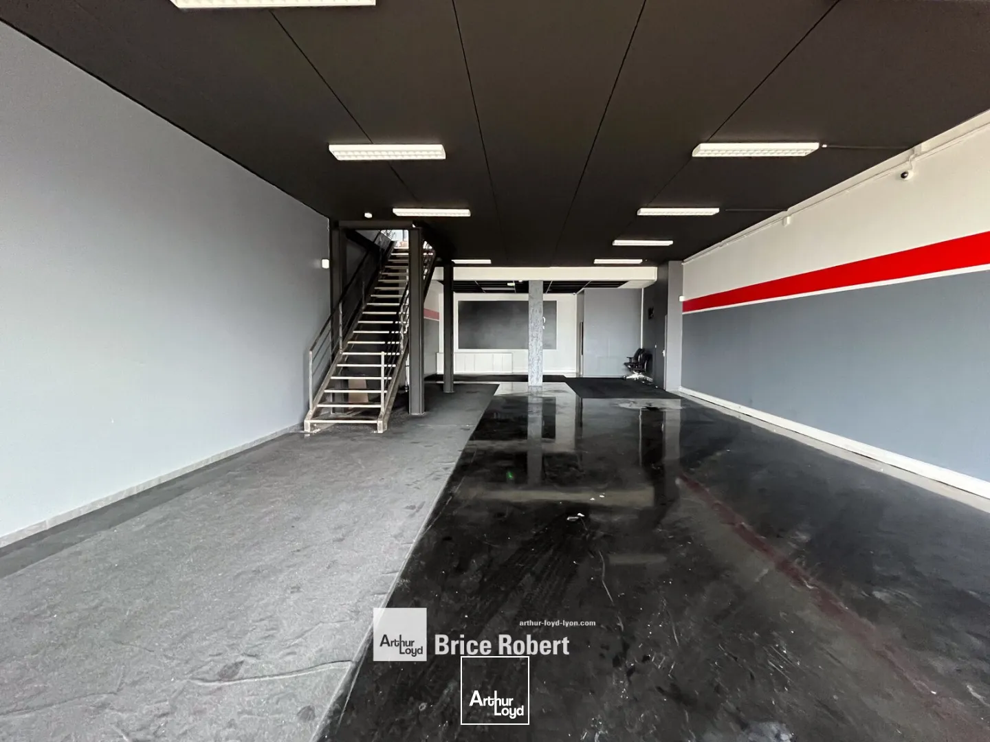 Locaux d'activité & Entrepôts - Location - LISSIEU - 69380 - 423-423 - 7663736