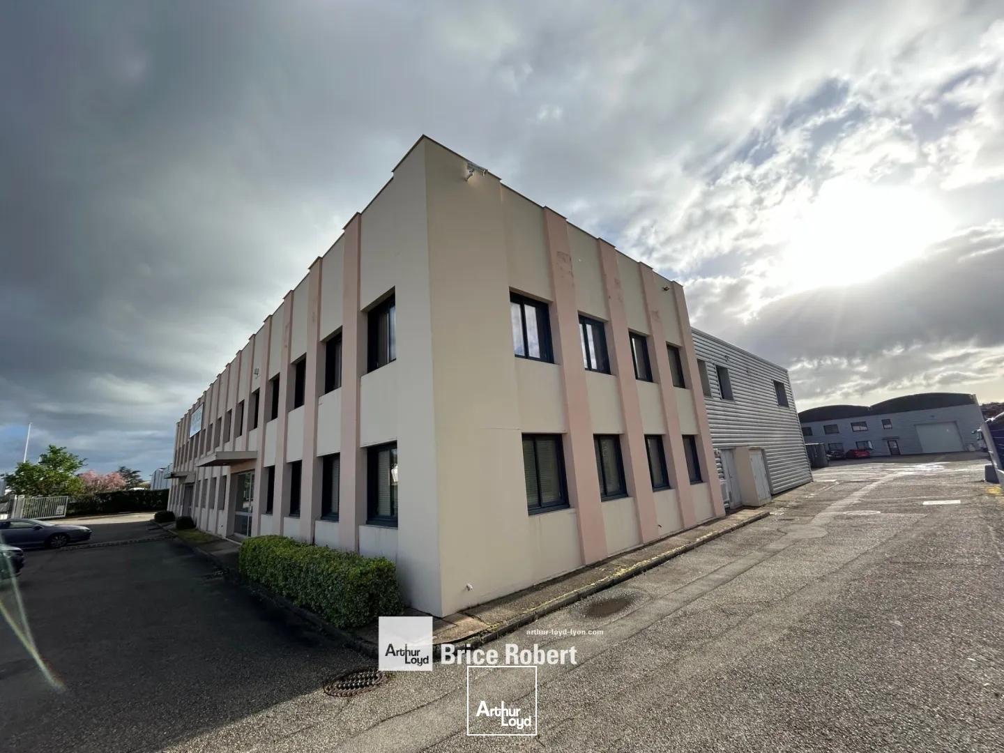 Locaux d'activité & Entrepôts - Location - CHASSIEU - 69680 - 750-2329 - 7663738