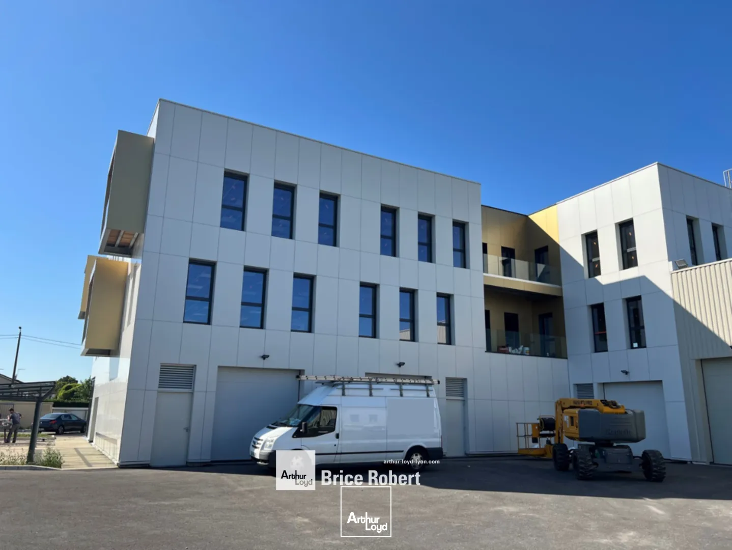 Locaux d'activité & Entrepôts - Vente - DECINES CHARPIEU - 69150 - 301-301 - 7663748