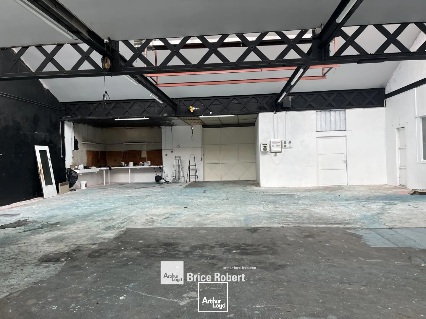 Locaux d'activité & Entrepôts - Location - RILLIEUX LA PAPE - 69140 - 300-300 - 7663761