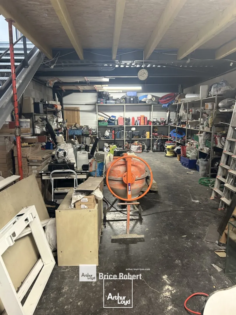Locaux d'activité & Entrepôts - Location - VENISSIEUX - 69200 - 132-132 - 7663766