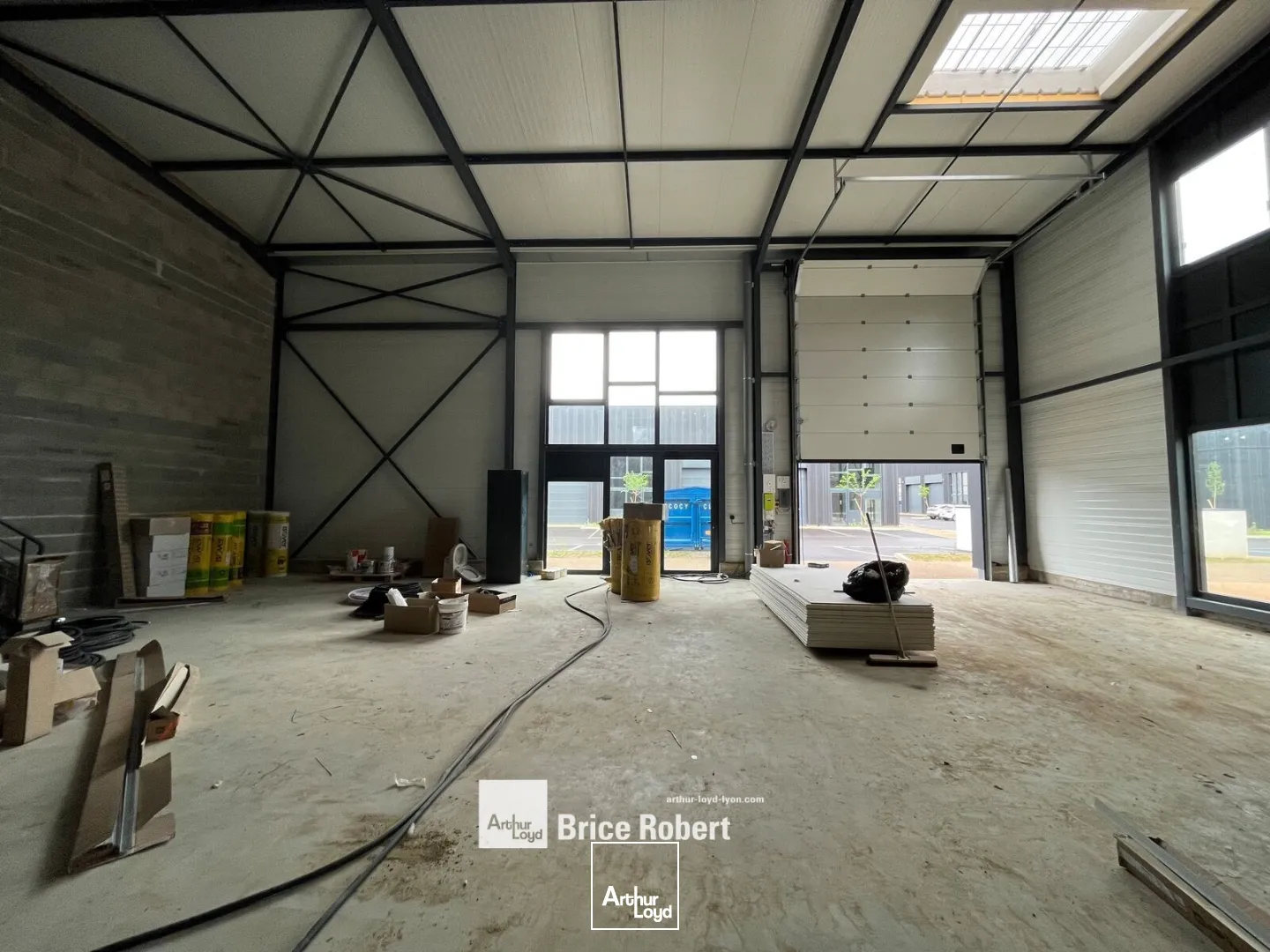 Locaux d'activité & Entrepôts - Vente - TREVOUX - 01600 - 224.95-1796.8 - 7663801