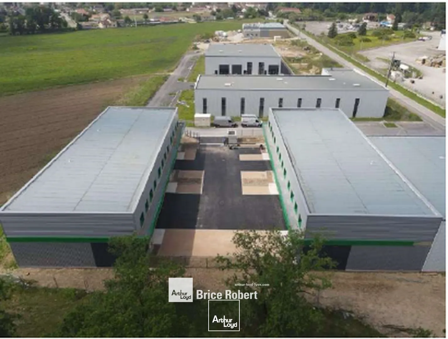 Locaux d'activité & Entrepôts - Location - TIGNIEU JAMEYZIEU - 38230 - 230-460 - 7663816