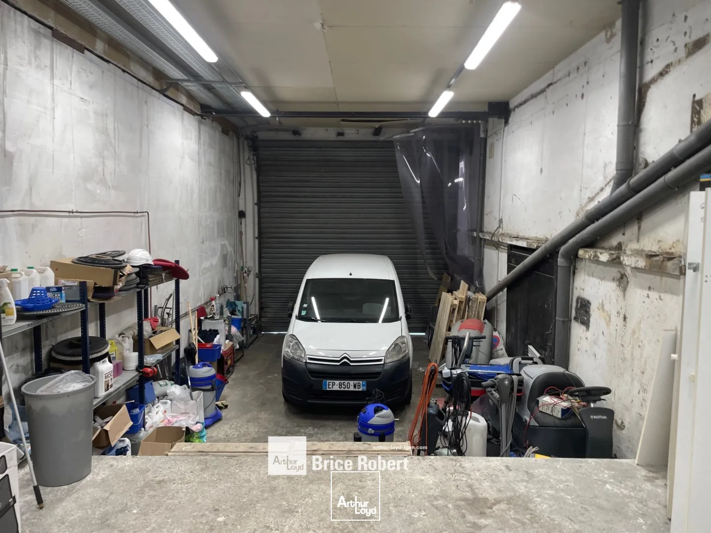 Locaux d'activité & Entrepôts - Vente - LYON - 69007 - 1000-1000 - 7663876