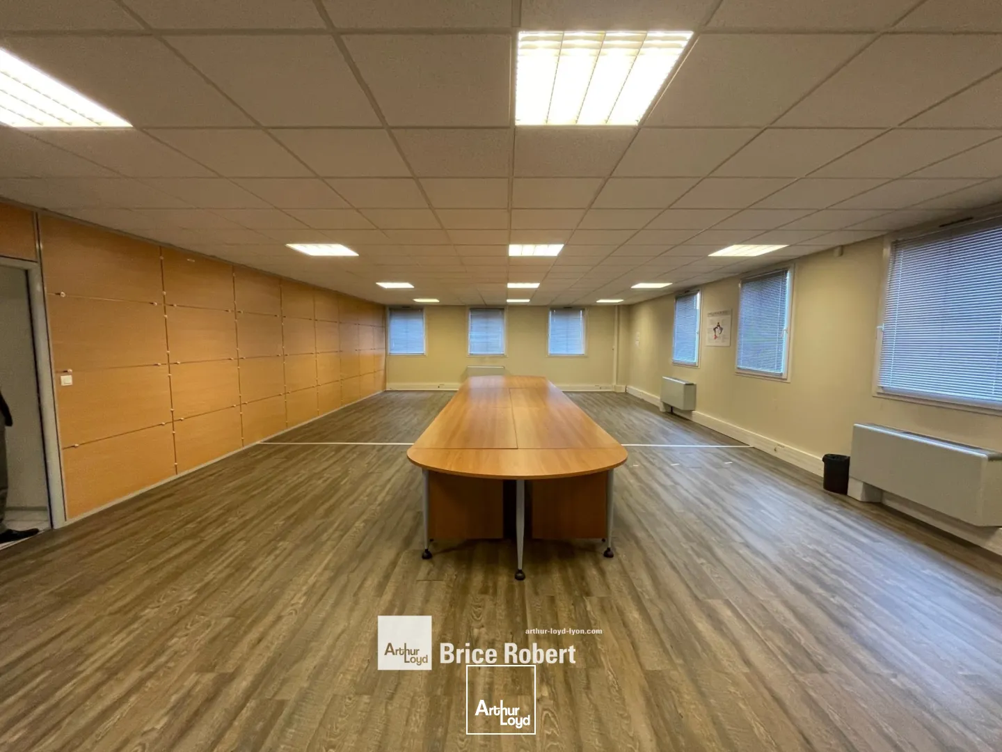 Locaux d'activité & Entrepôts - Location - DECINES CHARPIEU - 69150 - 1690-1690 - 7663888