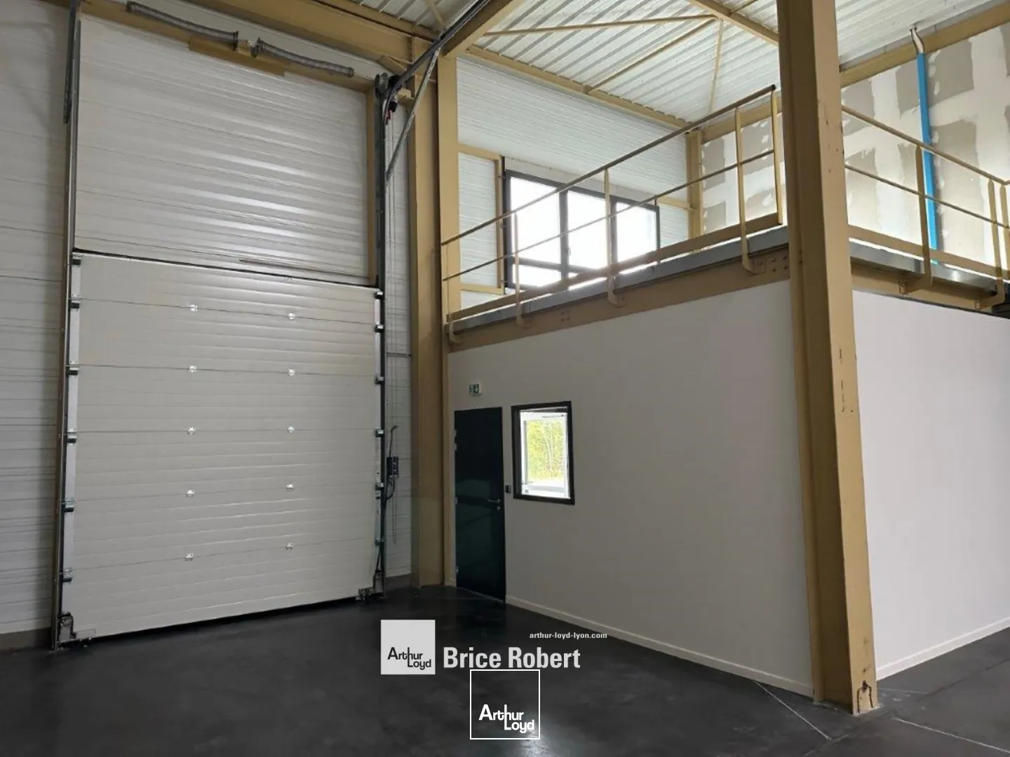 Locaux d'activité & Entrepôts - Location - BOURGOIN JALLIEU - 38300 - 234-234 - 7663917