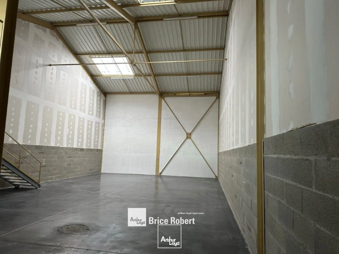 Locaux d'activité & Entrepôts - Location - BOURGOIN JALLIEU - 38300 - 234-234 - 7663921