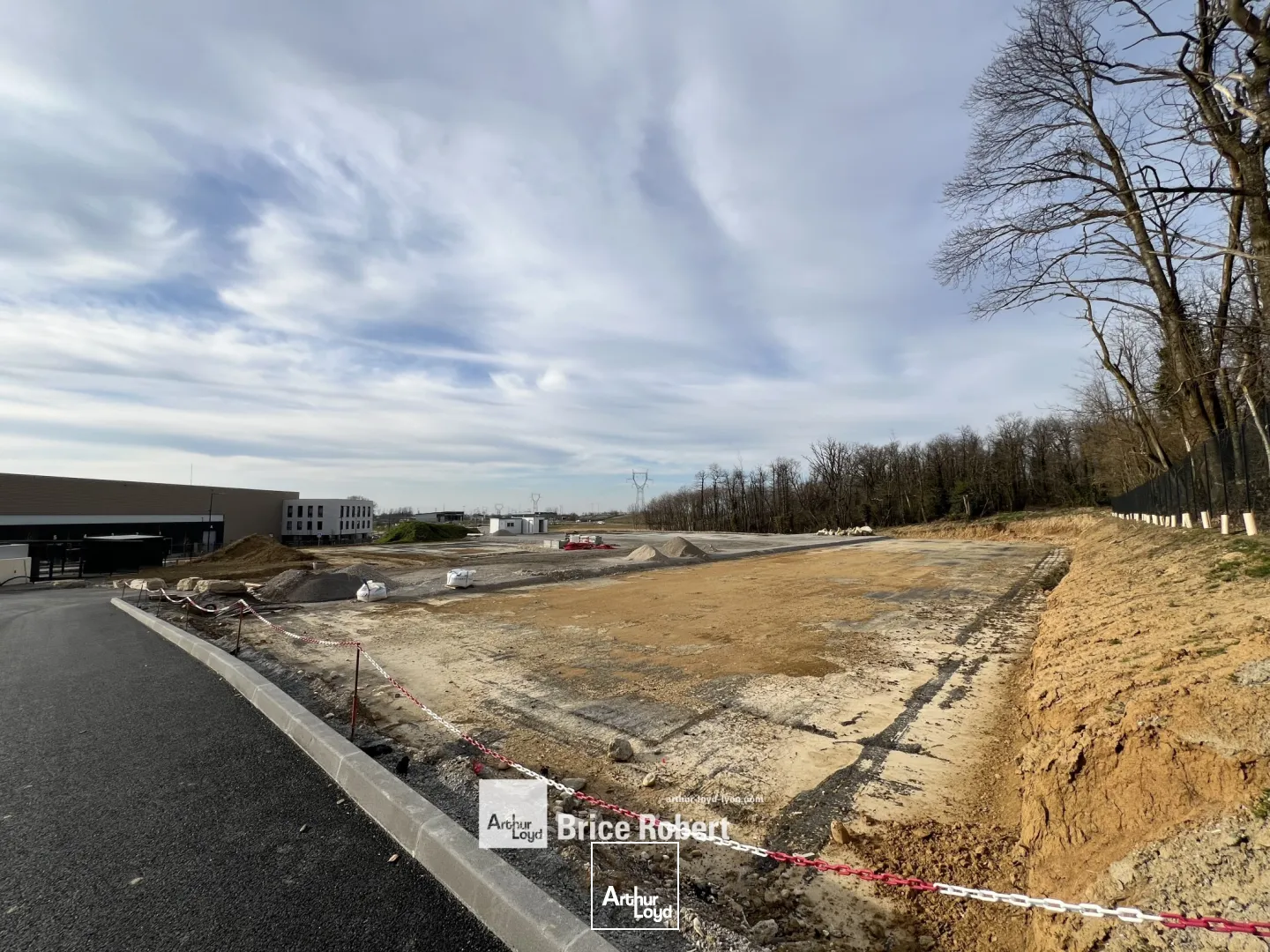 Locaux d'activité & Entrepôts - Location - MIONNAY - 01390 - 273.4-1002 - 7663976