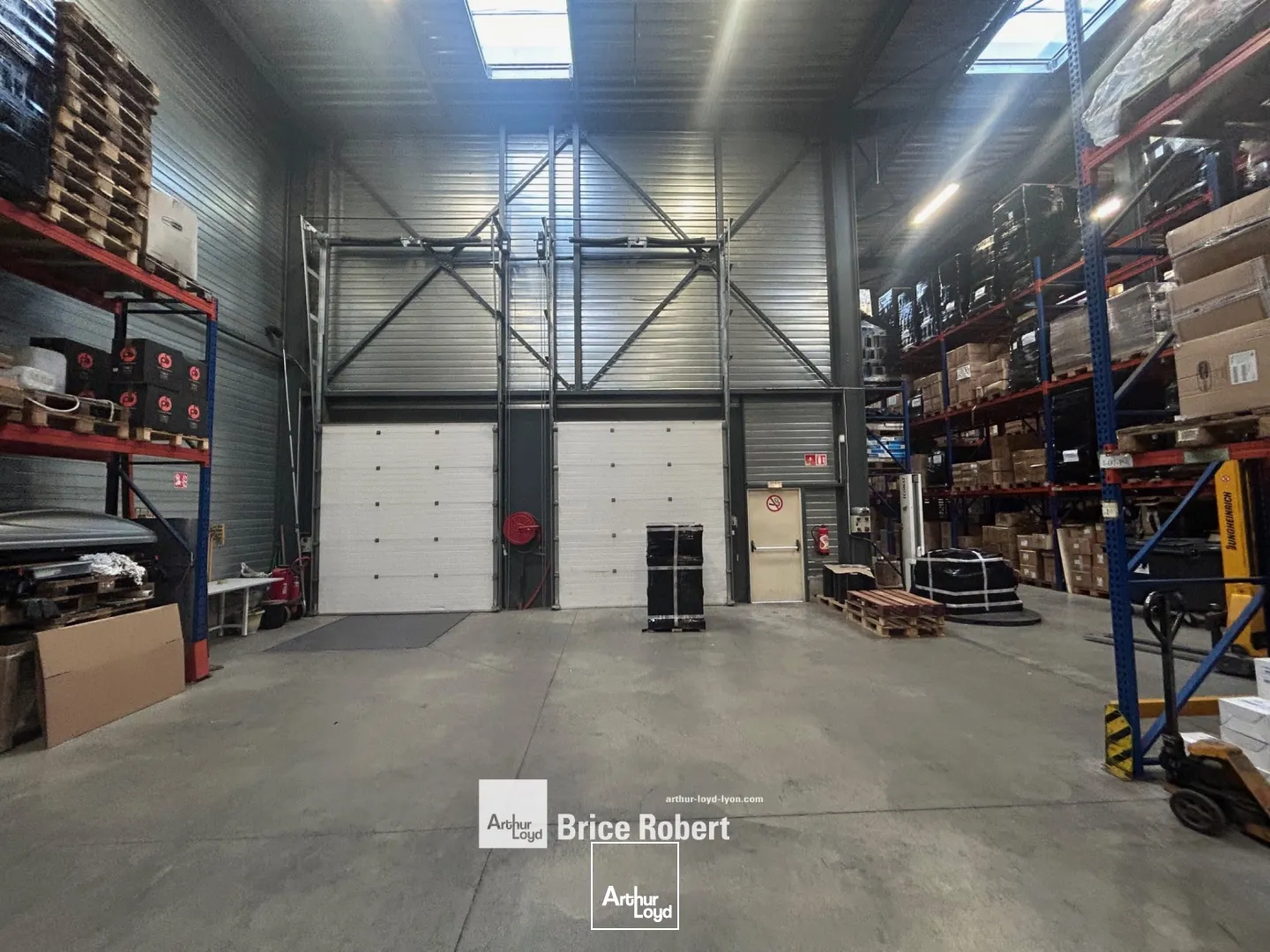 Locaux d'activité & Entrepôts - Location - COLOMBIER SAUGNIEU - 69124 - 1500-1500 - 7664007