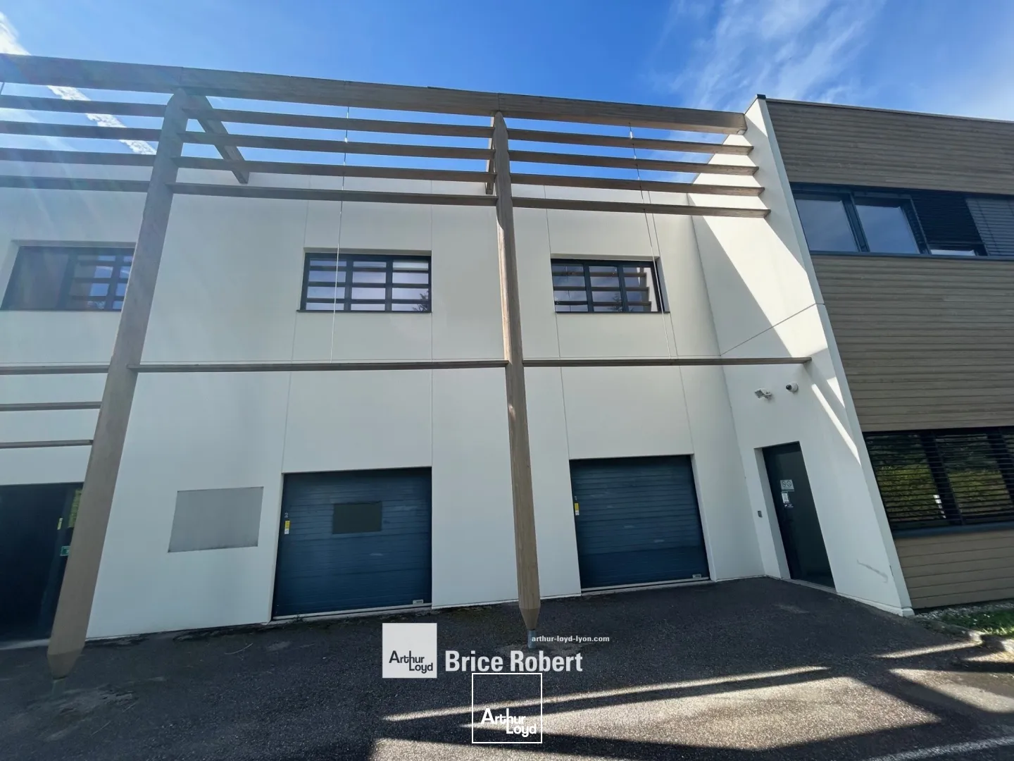 Locaux d'activité & Entrepôts - Location - SAINT PRIEST - 69800 - 203.14-1990.3 - 7664072