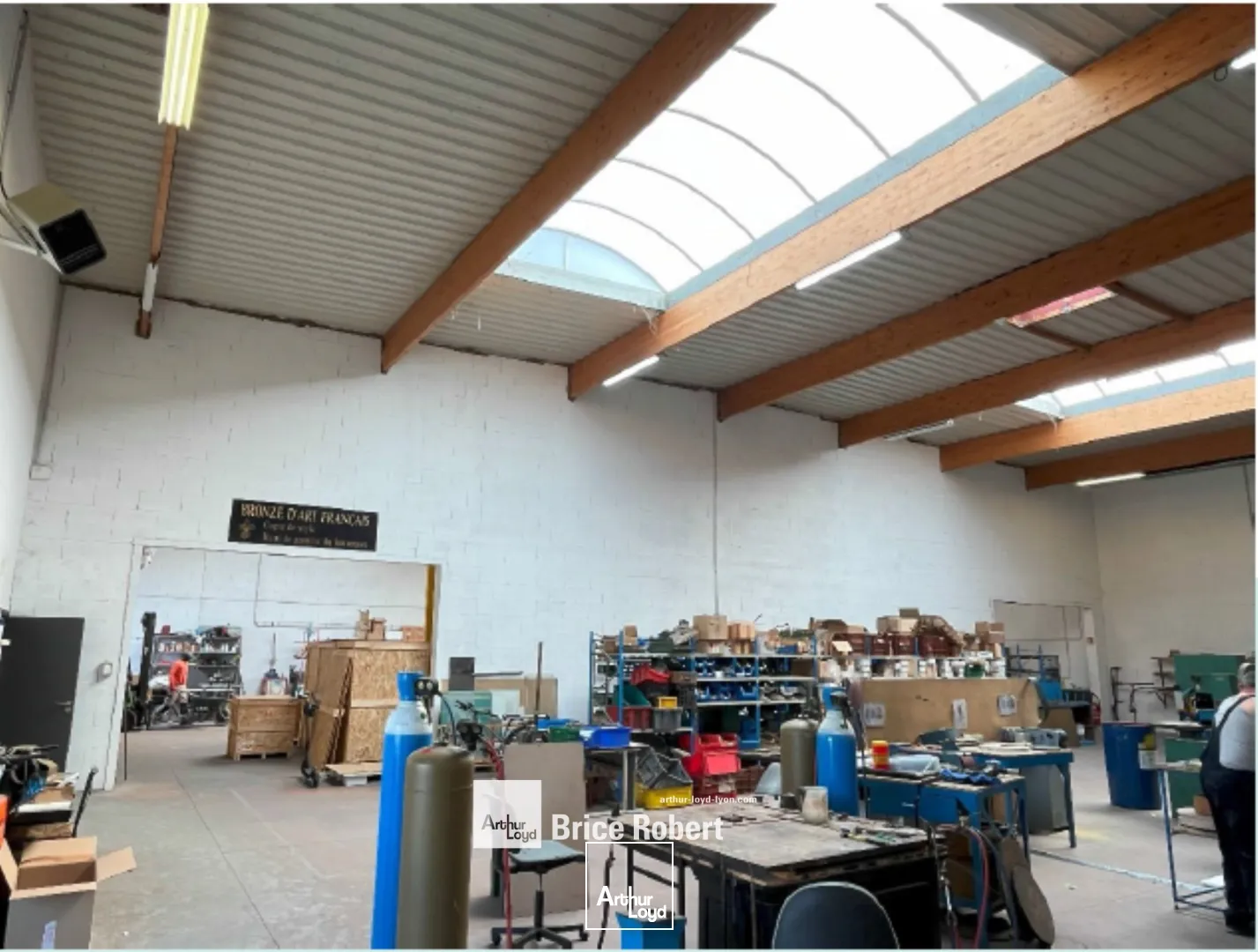 Locaux d'activité & Entrepôts - Location - DECINES CHARPIEU - 69150 - 363-2289 - 7664119