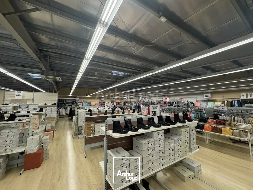 Locaux commerciaux - Location - SCHWEIGHOUSE-SUR-MODER - 67590 - 960-960 - 7664226