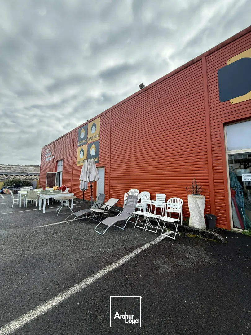 Locaux commerciaux - Location - SARLAT-LA-CANÉDA - 24200 - 600-600 - 7664267