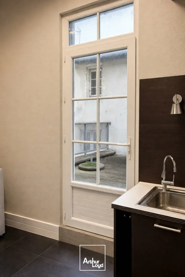 Bureaux - Vente - LA ROCHELLE - 17000 - 71-71 - 7664311