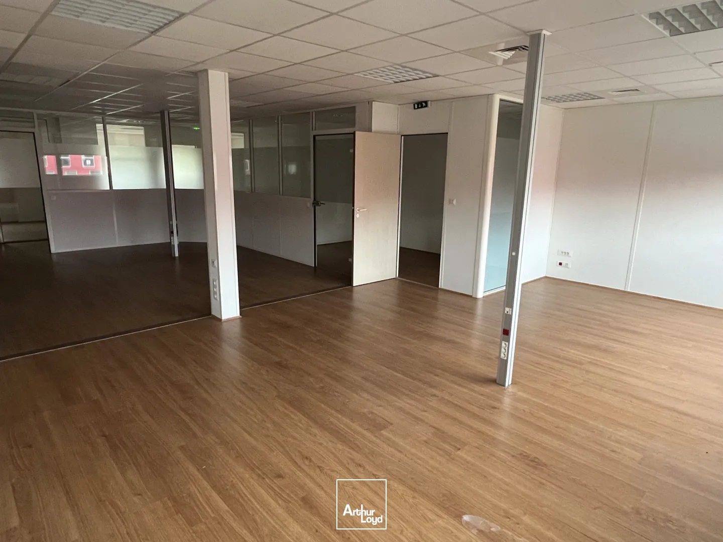 Bureaux - Location - ORVAULT - 44700 - 135.58-451.4 - 7664516