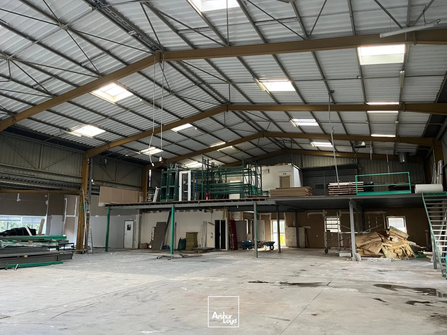 Locaux d'activité & Entrepôts - Location - SAINT OUEN L'AUMONE - 95310 - 1320-1320 - 7664610