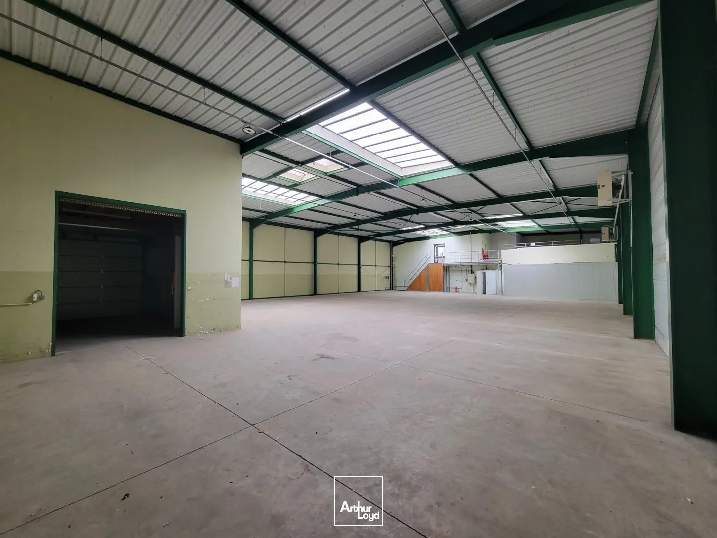 Locaux d'activité & Entrepôts - Vente - Audincourt - 25400 - 880-880 - 7664752