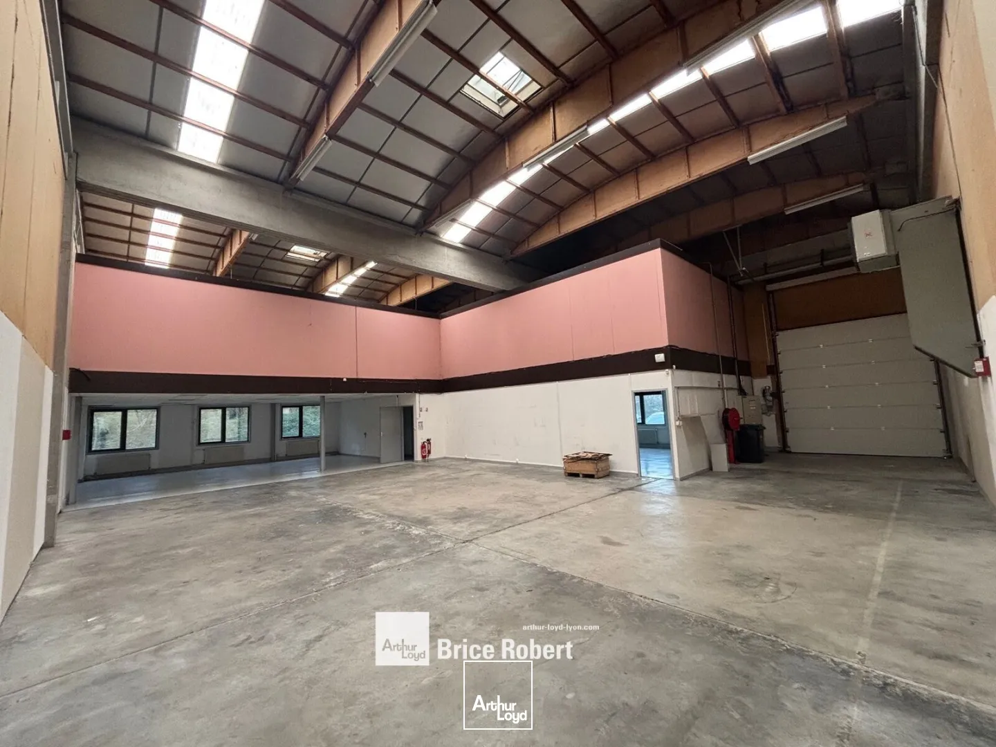 Locaux d'activité & Entrepôts - Location - DARDILLY - 69570 - 206-1972 - 7664764