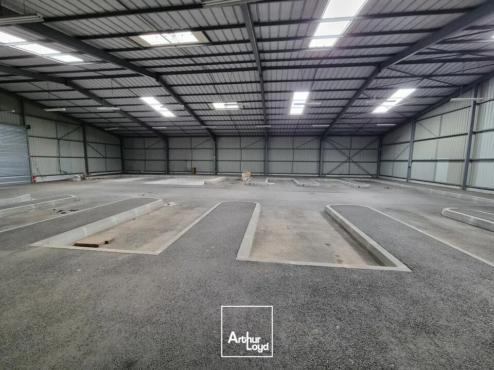 Locaux d'activité & Entrepôts - Vente - LA CRECHE - 79260 - 885-885 - 7665123