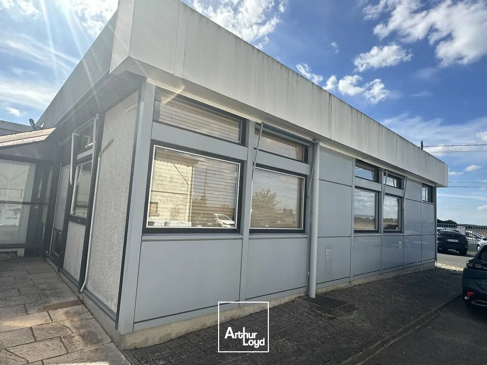 Locaux d'activité & Entrepôts - Location - SAINT GERMAIN DU PUY - 18390 - 350-350 - 7665228