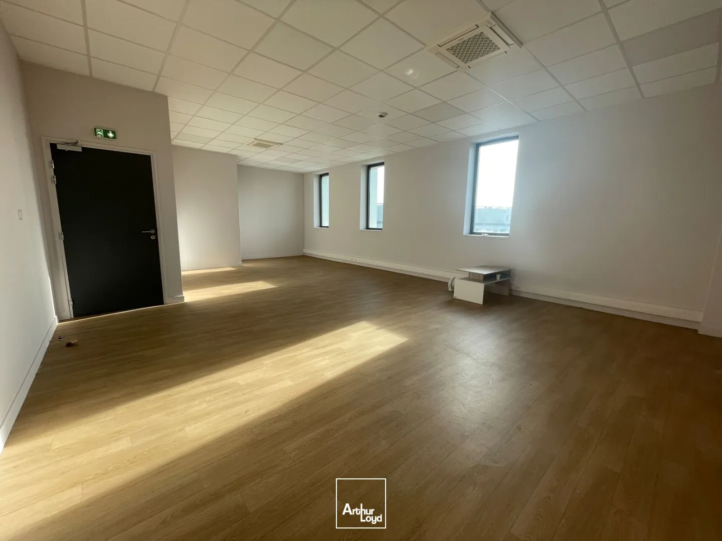 Locaux d'activité & Entrepôts - Location - PERSAN - 95340 - 207.5-207.5 - 7665286