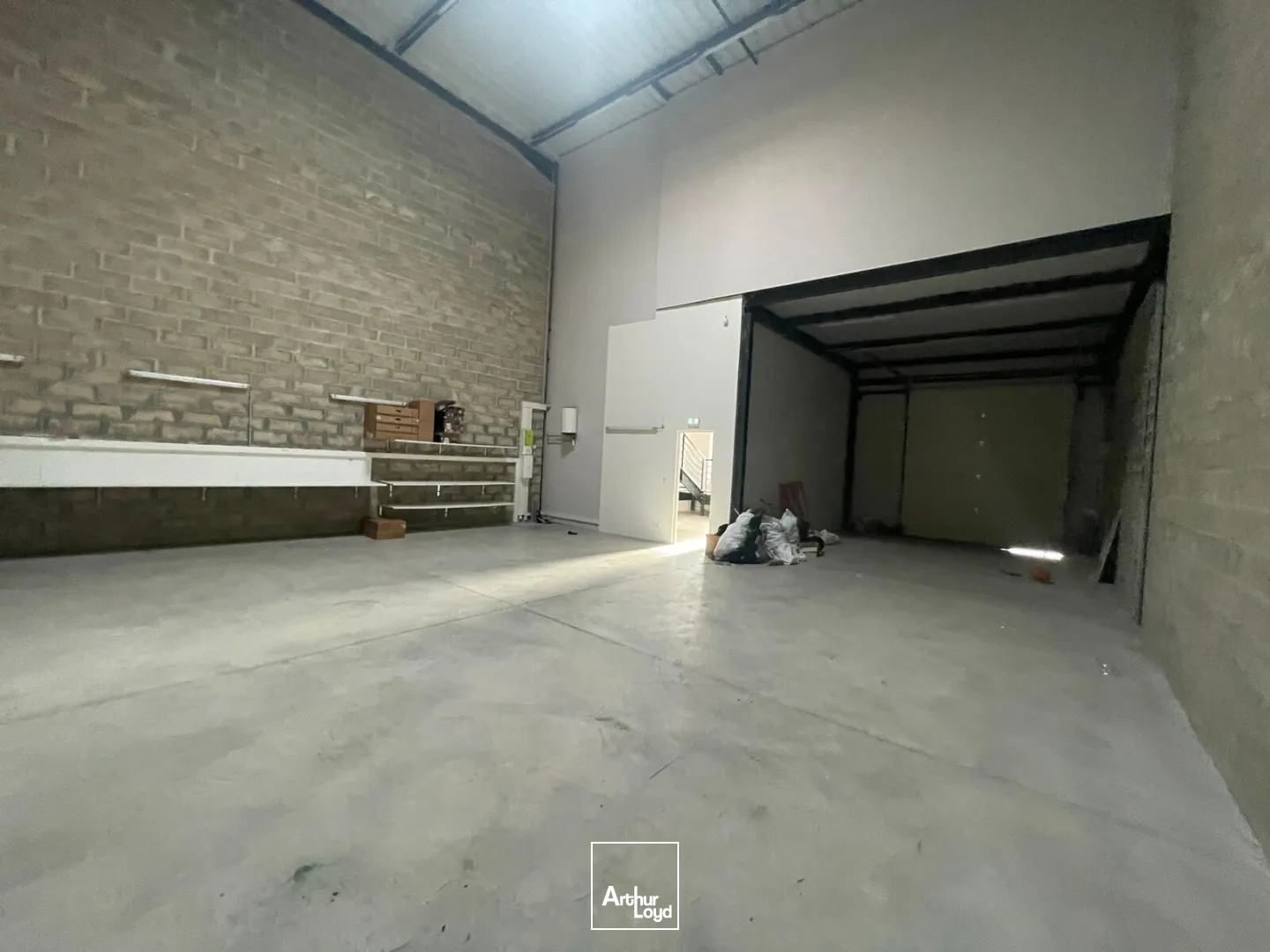 Locaux d'activité & Entrepôts - Location - PERSAN - 95340 - 207.5-207.5 - 7665287