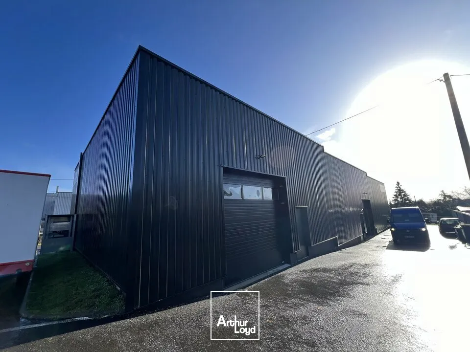 Locaux d'activité & Entrepôts - Location - GENSAC-LA-PALLUE - 16130 - 150-150 - 7665302