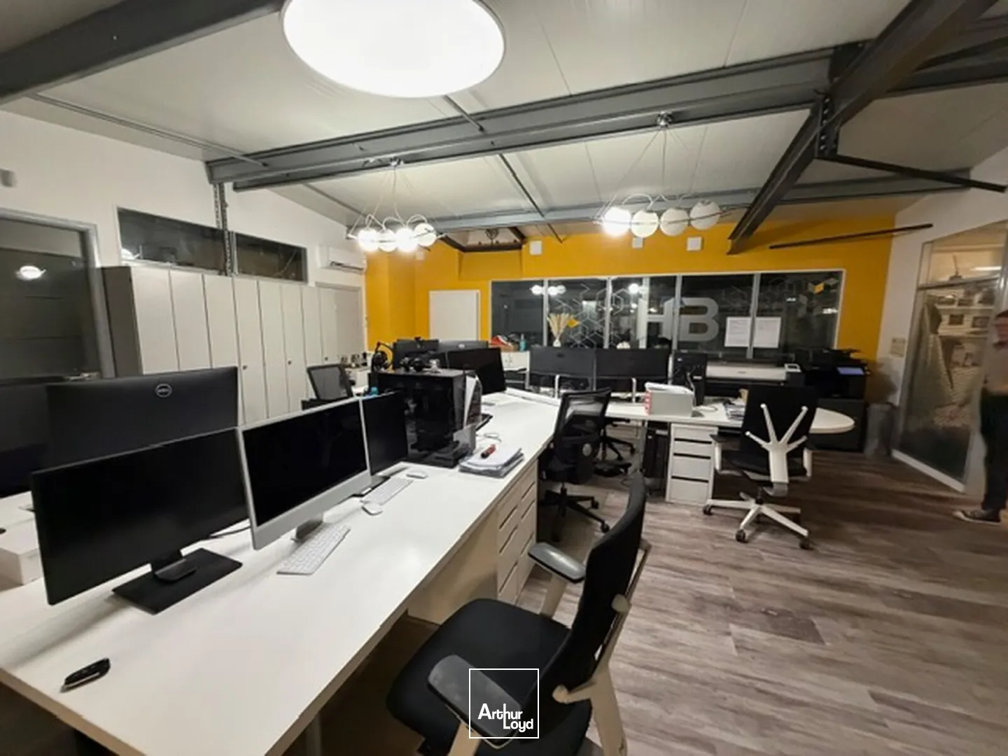 Bureaux - Location - LA CHAPELLE SAINT MESMIN - 45380 - 343.99-343.99 - 7665421