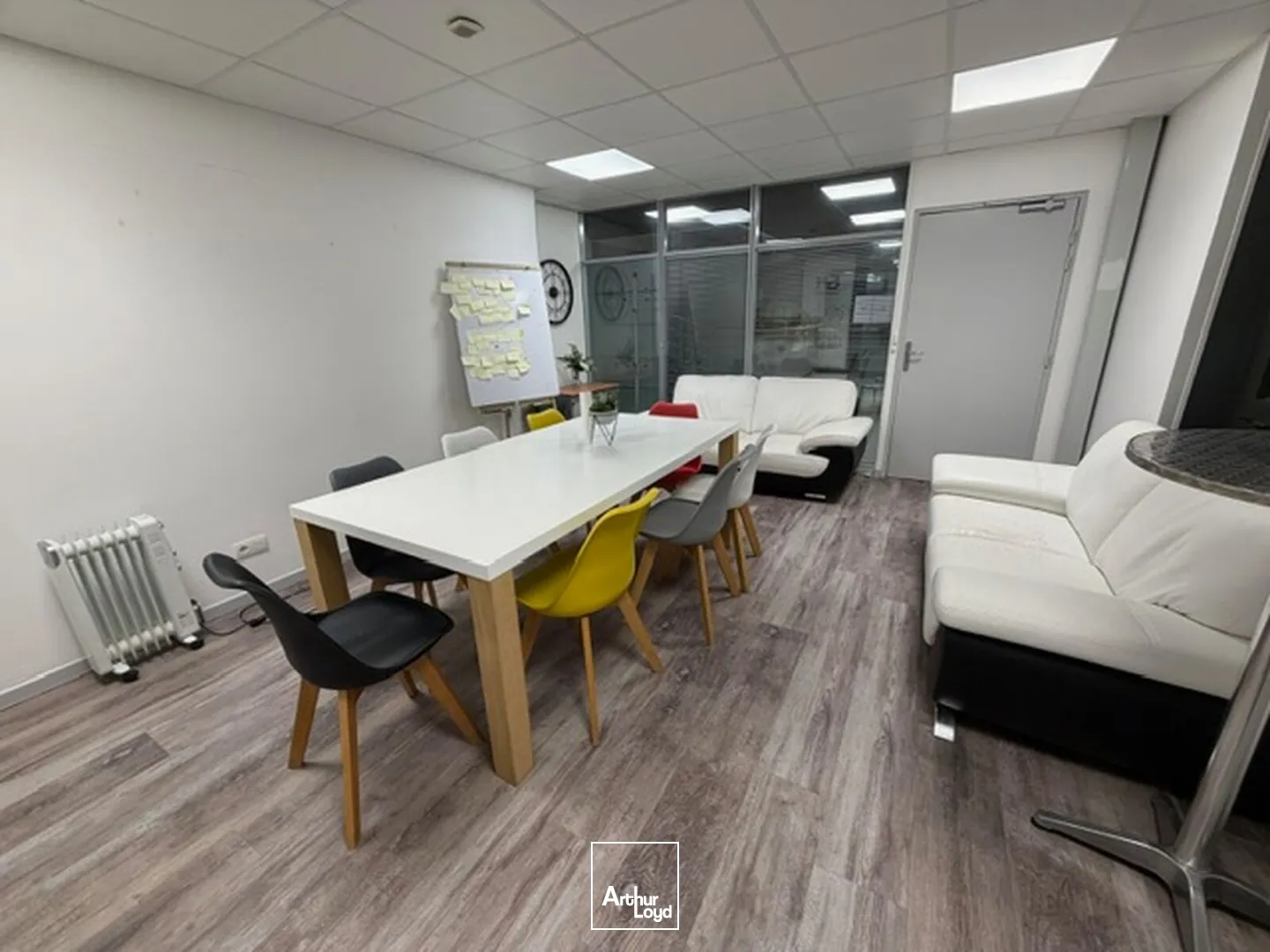 Bureaux - Location - LA CHAPELLE SAINT MESMIN - 45380 - 343.99-343.99 - 7665432