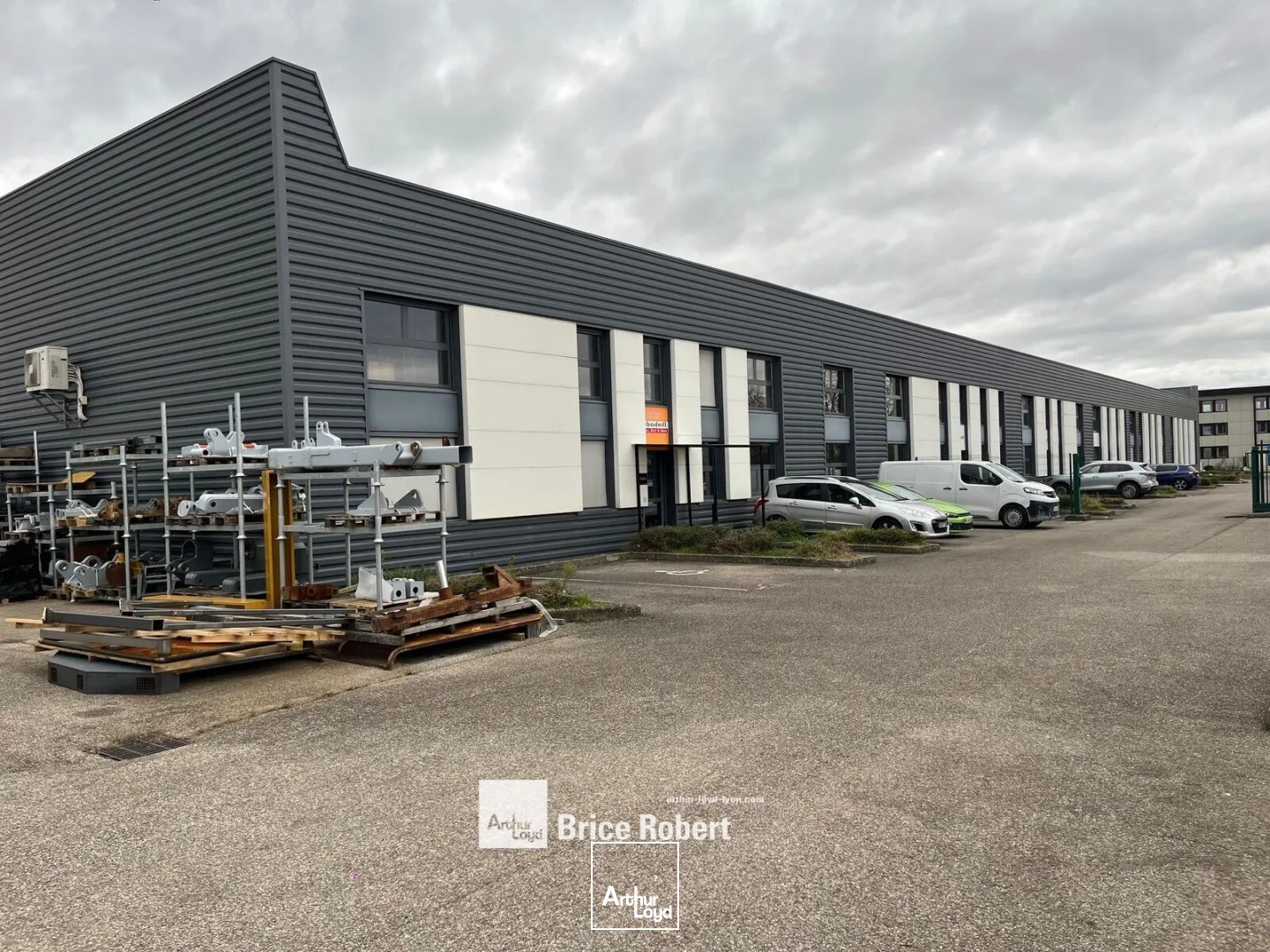 Locaux d'activité & Entrepôts - Location - SAINT PRIEST - 69800 - 770-770 - 7665870