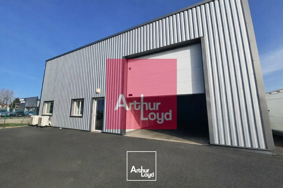 Locaux d'activité & Entrepôts - Location - PONT-DU-CHATEAU - 63430 - 250-250 - 7665984