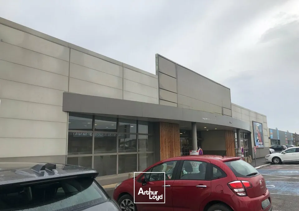 Locaux commerciaux - Location - SAINT GERMAIN DU PUY - 18390 - 1025-1025 - 7666133