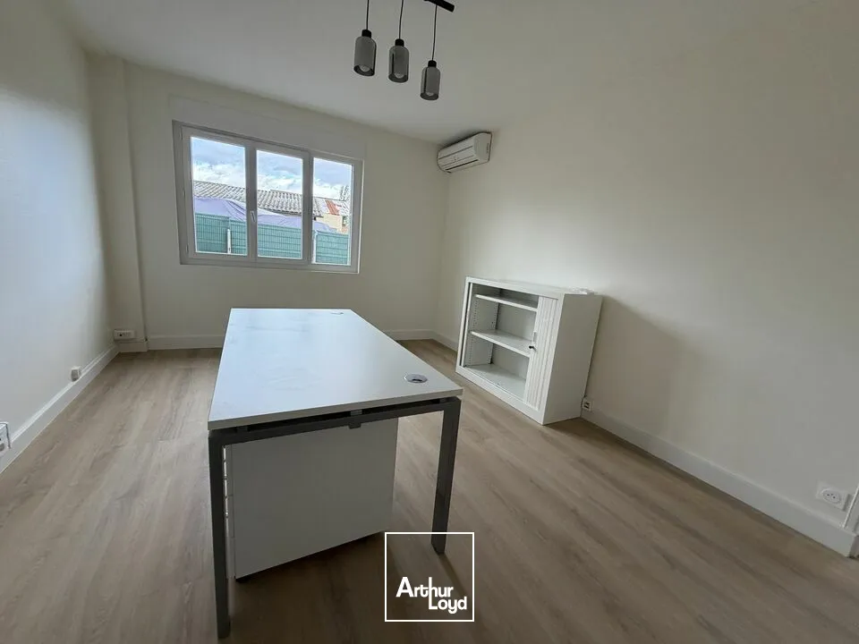 Locaux d'activité & Entrepôts - Vente - BOURGES - 18000 - 500-500 - 7666140