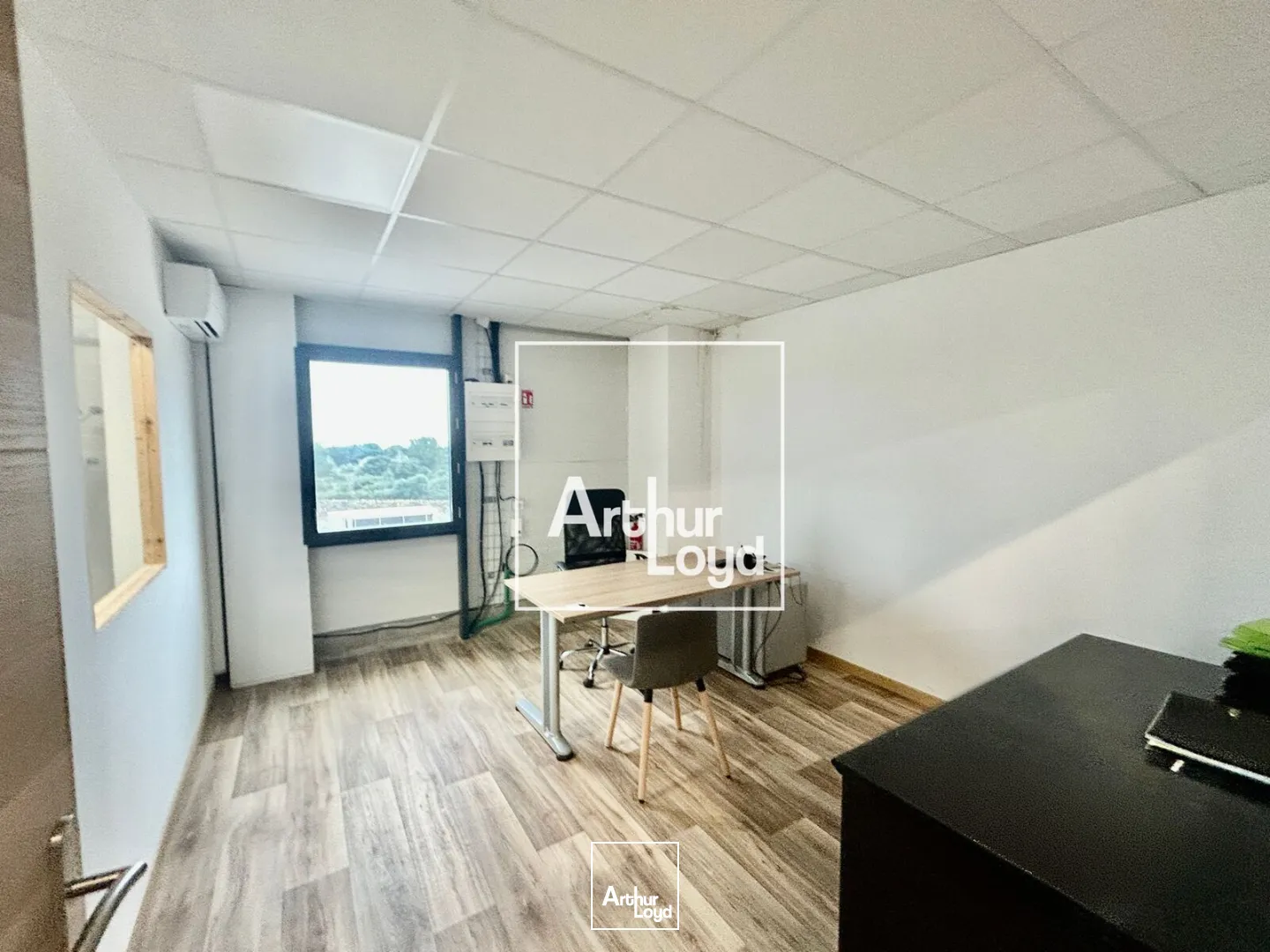 Locaux d'activité & Entrepôts - Location - VENDARGUES - 34740 - 190-190 - 7666208