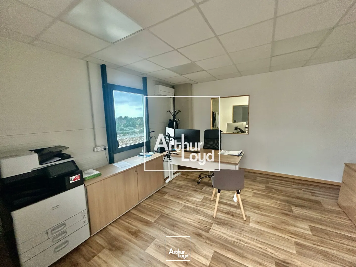 Locaux d'activité & Entrepôts - Location - VENDARGUES - 34740 - 190-190 - 7666211