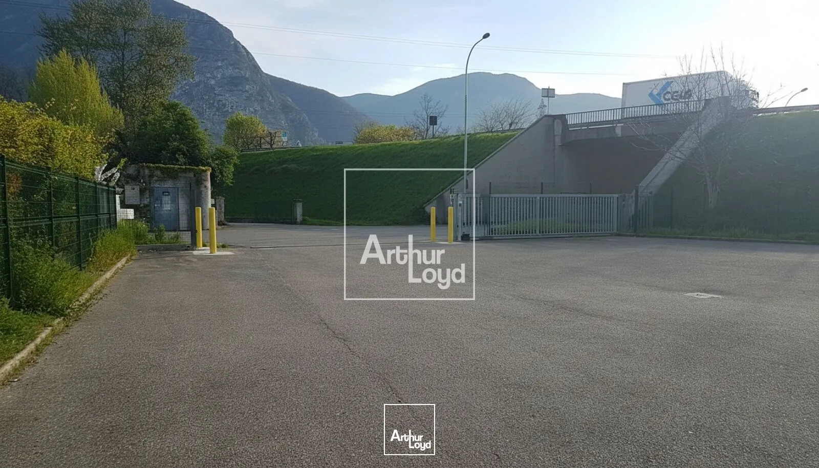 Locaux d'activité & Entrepôts - Location - SASSENAGE - 38360 - 1962.1-1962.1 - 7666282