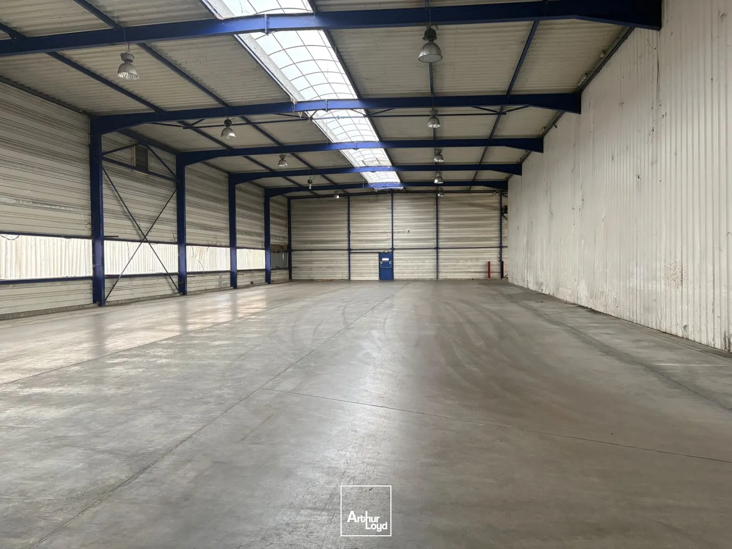 Locaux d'activité & Entrepôts - Location - SAINT CYR EN VAL - 45590 - 1556.31-1556.31 - 7666380