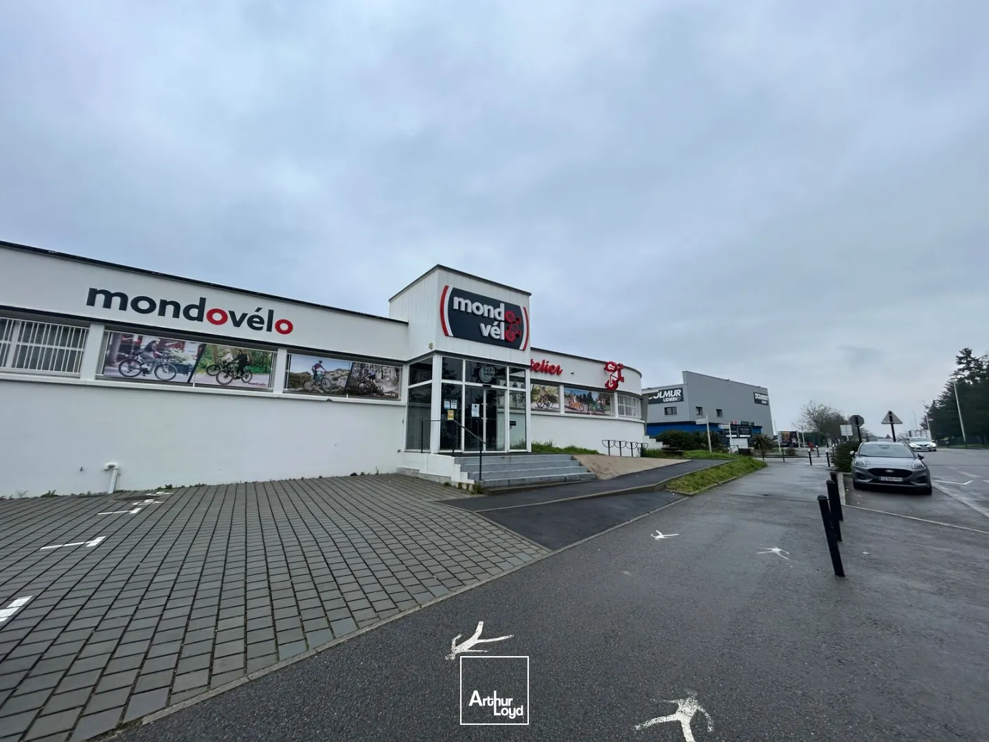 Locaux commerciaux - Location - SAINT HERBLAIN - 44800 - 962-962 - 7666429