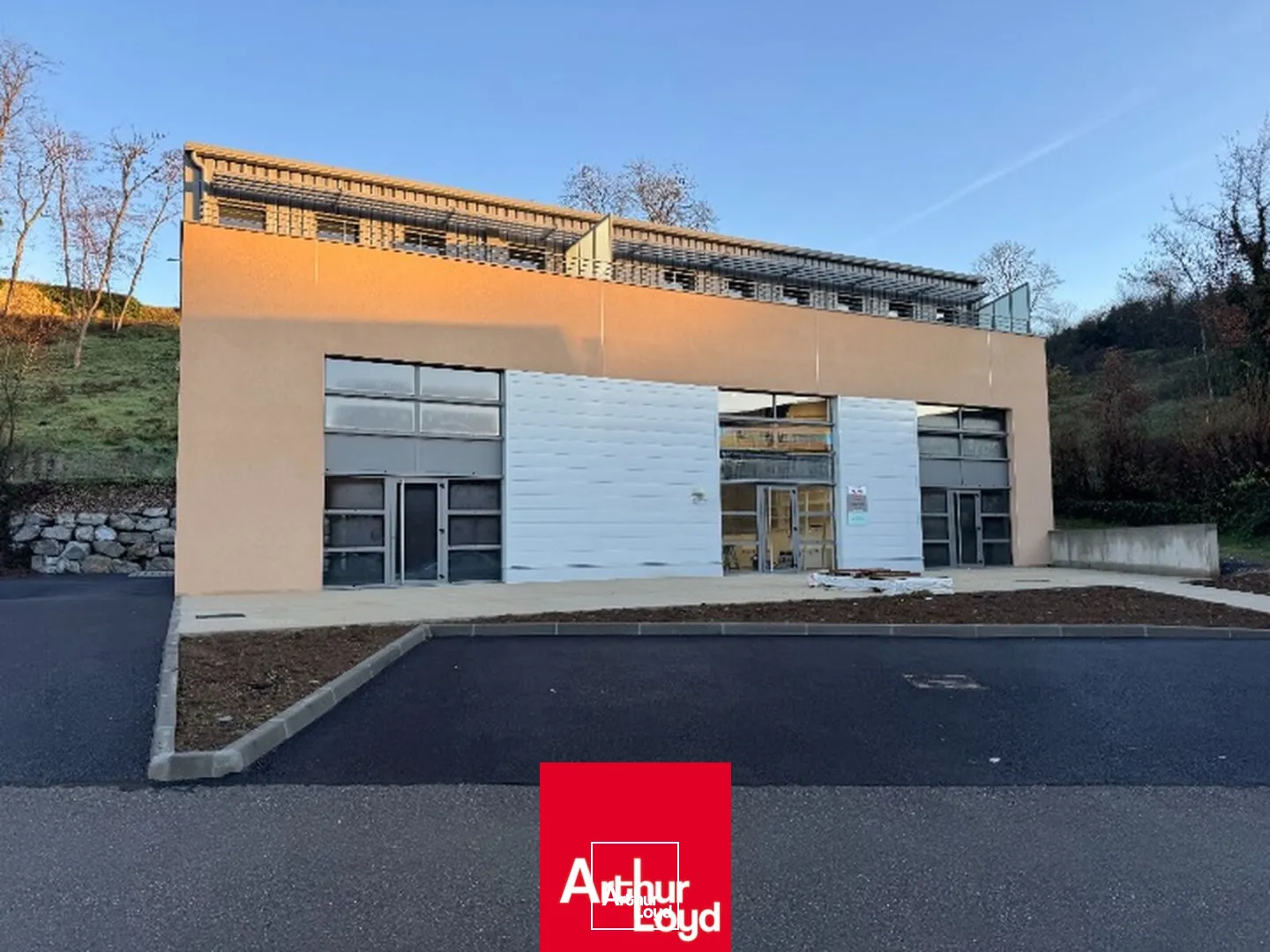 Locaux commerciaux - Location - LEGNY - 69620 - 69.6-591.3 - 7666448