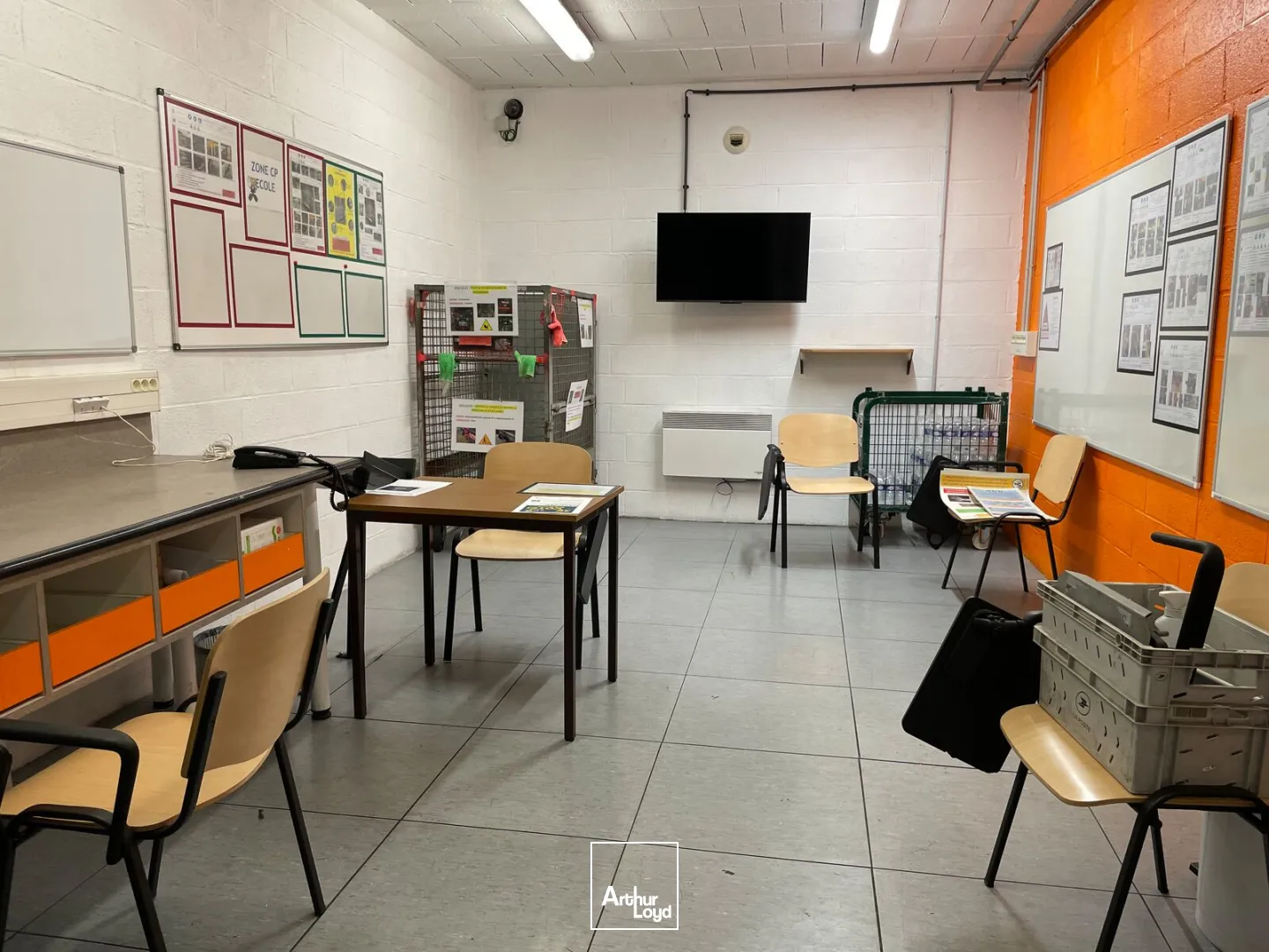 Locaux d'activité & Entrepôts - Location - VAL DE REUIL - 27100 - 6617-6617 - 7666475