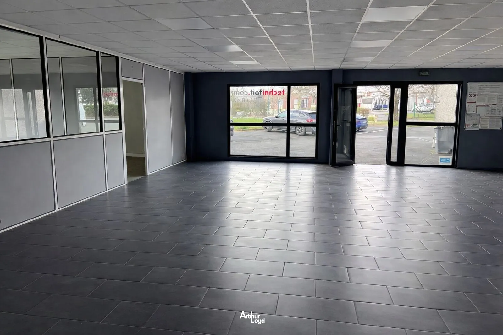 Locaux d'activité & Entrepôts - Vente - RONCQ - 59223 - 722-722 - 7666525