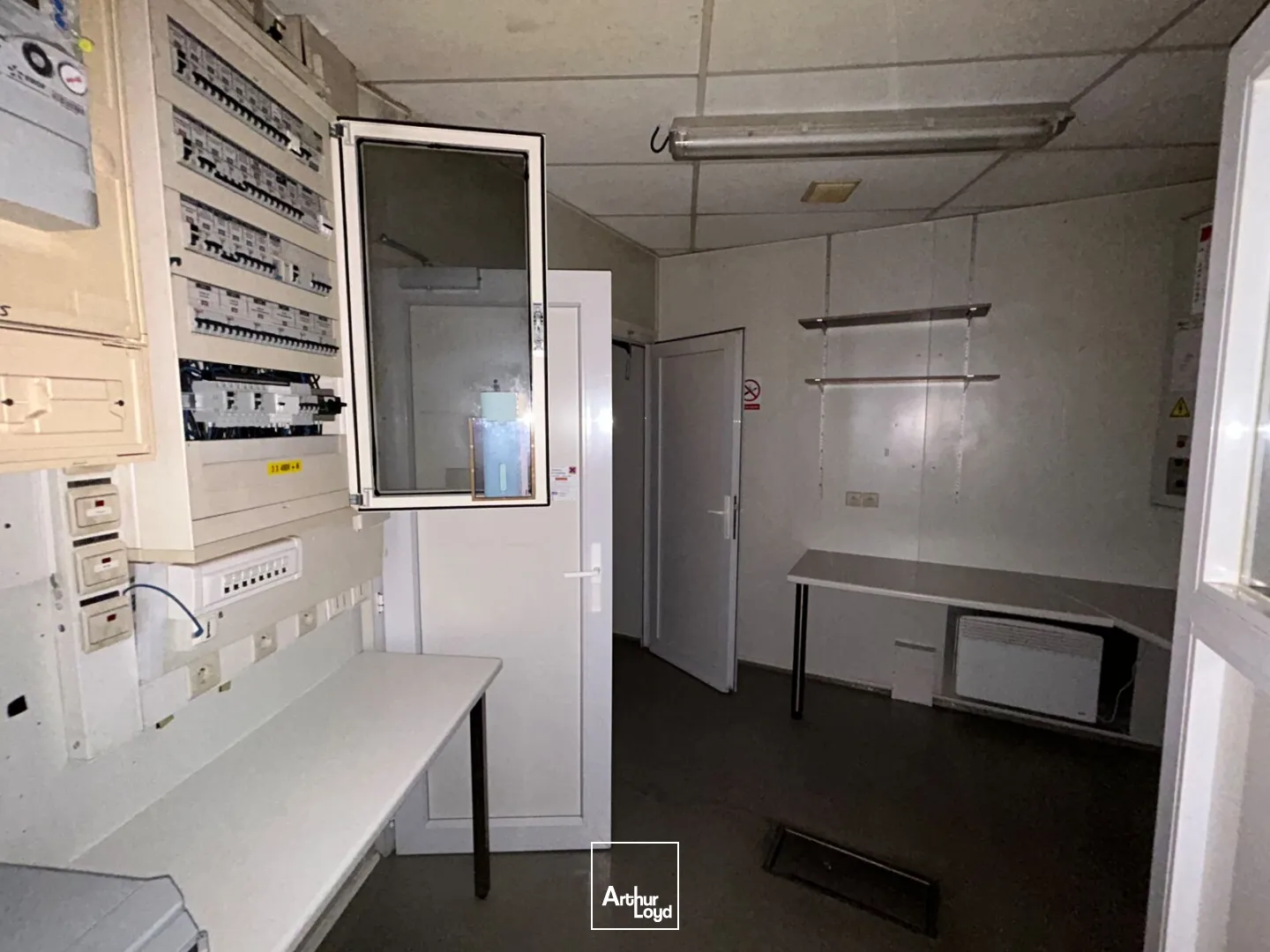 Locaux commerciaux - Location - MARCQ EN BAROEUL - 59700 - 65.8-65.8 - 7666572